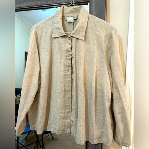 Harvé Benard Woman linen blouse/jacket, possibly size 1x. See measurements.